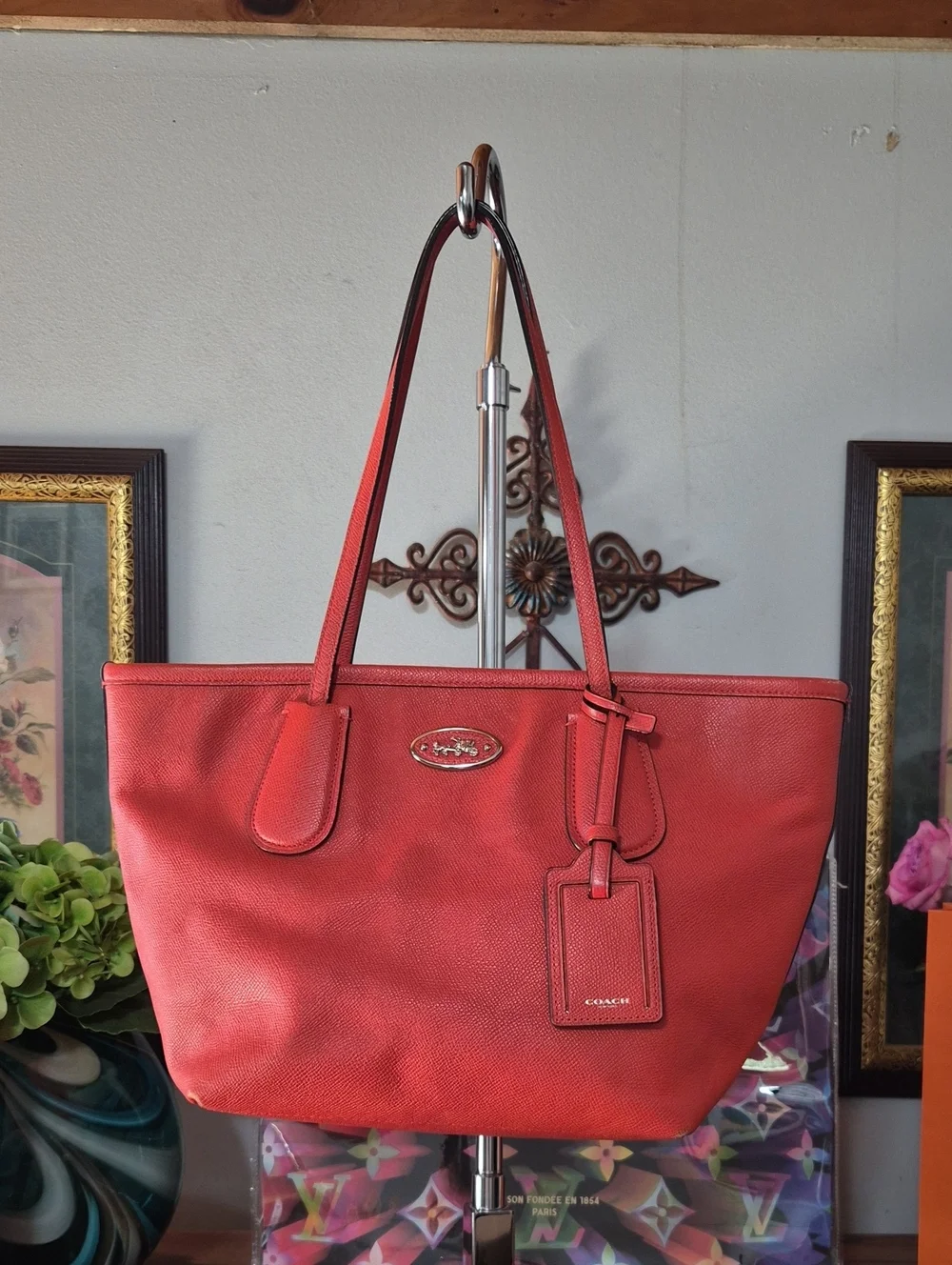 Coach Taxi Tote In Tennessee Orange! 🧡